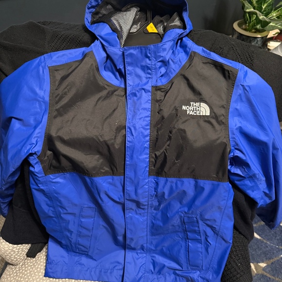 North Face Youth Small 7/8 Rain Coat - Picture 1 of 4